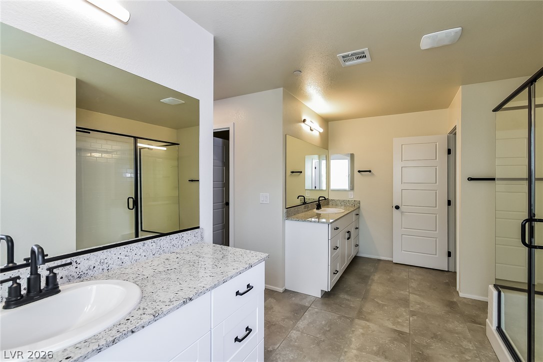 4527 Sapphire Moon Avenue Property Photo 11