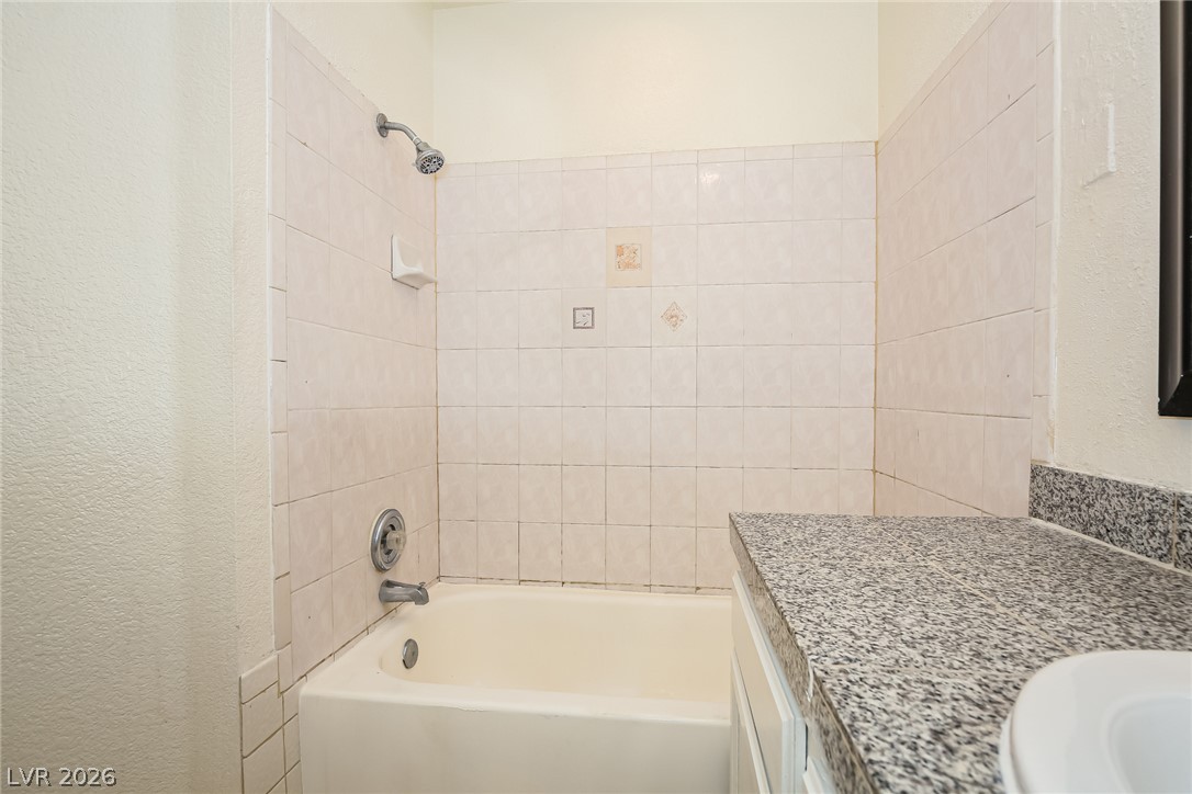 112 Lucy Thompson Street Property Photo 12