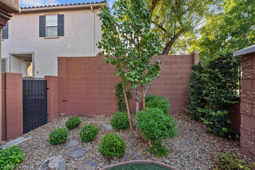 9116 Alpine Grove Avenue 103 Property Photo 26