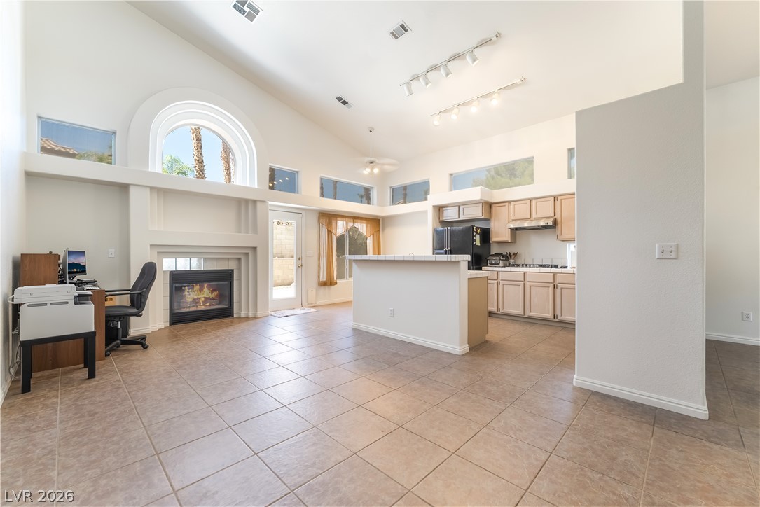 2105 Club Meadows Drive Property Photo 12