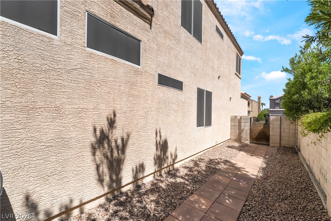 2105 Club Meadows Drive Property Photo 41