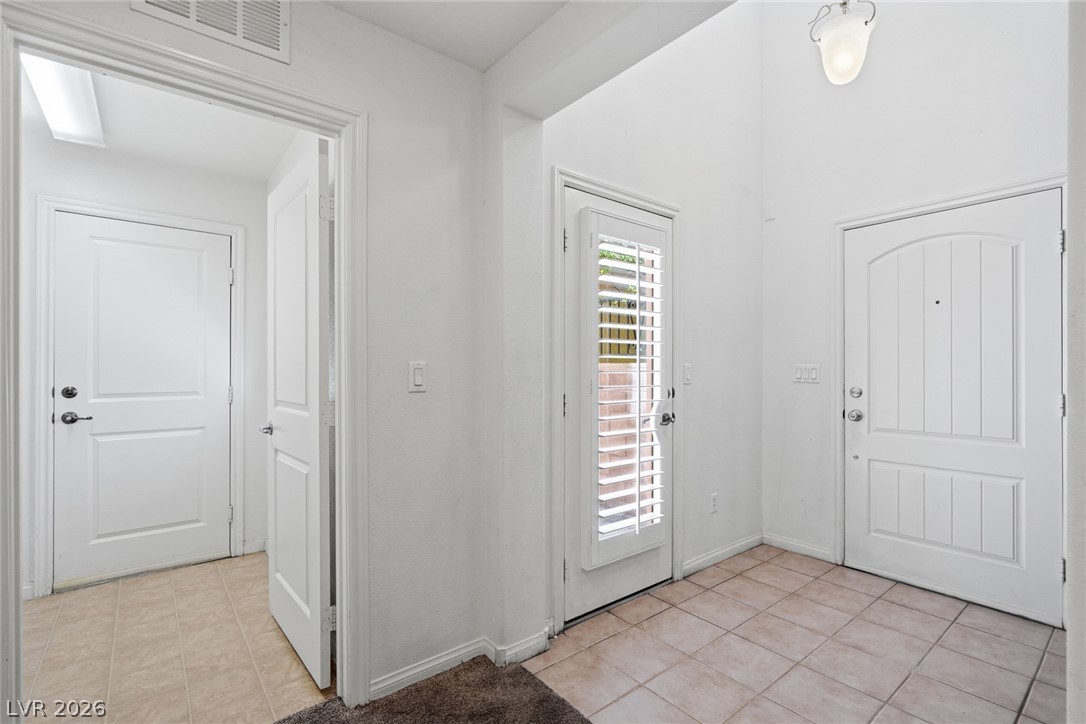 11326 Colinward Avenue Property Photo 4