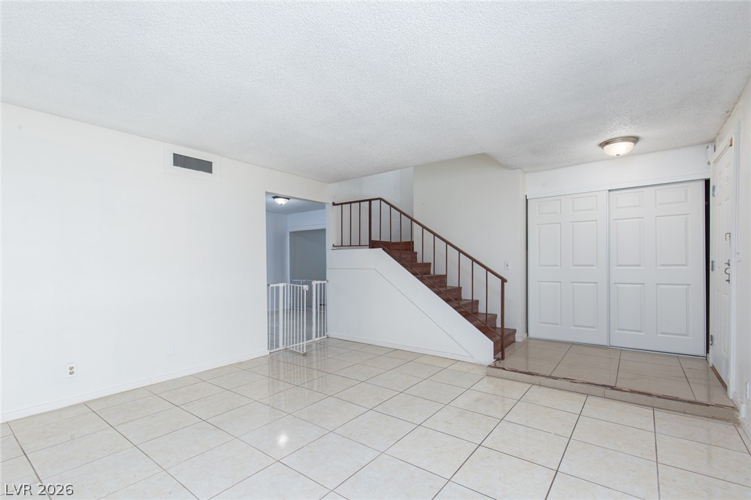 3525 Victory Avenue Property Photo 6