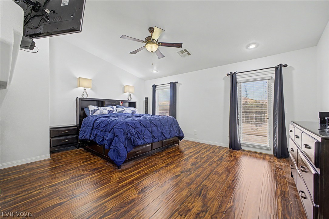 8633 Vivid Violet Avenue Property Photo 13