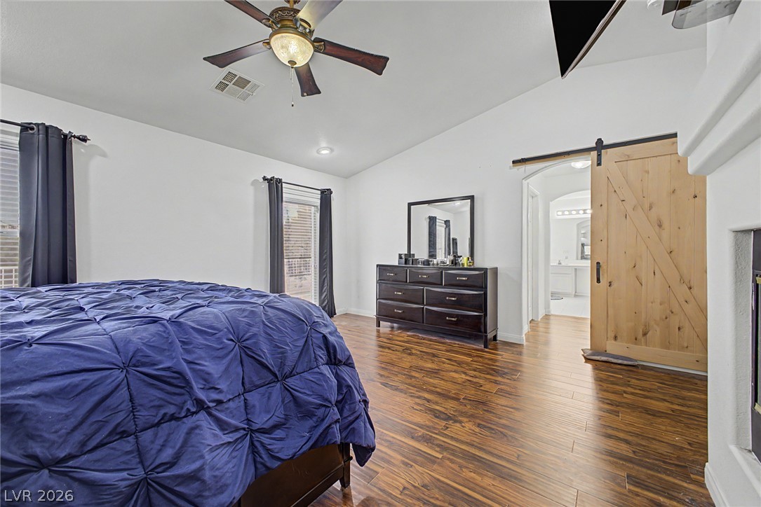 8633 Vivid Violet Avenue Property Photo 15