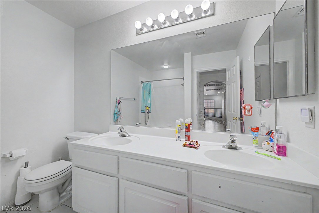8633 Vivid Violet Avenue Property Photo 24