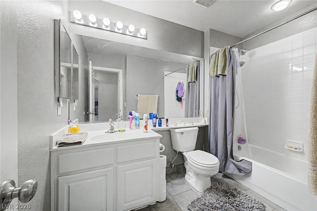8633 Vivid Violet Avenue Property Photo 27