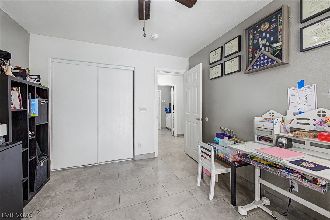 8633 Vivid Violet Avenue Property Photo 29
