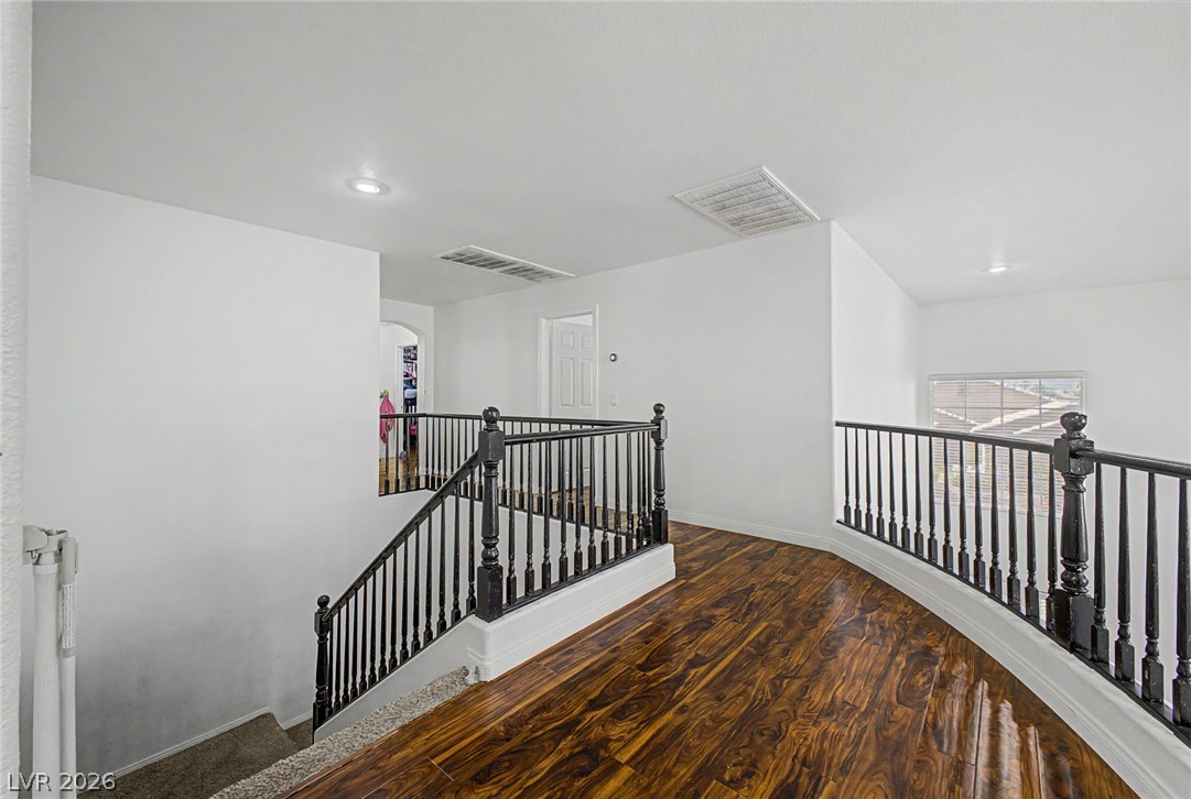 8633 Vivid Violet Avenue Property Photo 30