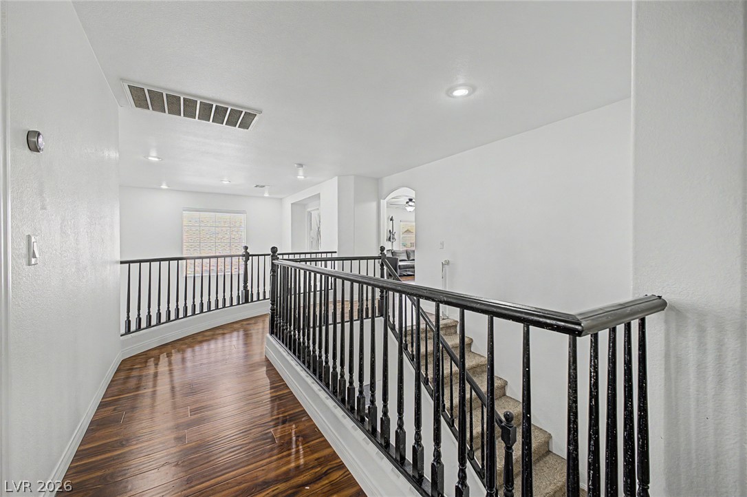 8633 Vivid Violet Avenue Property Photo 31