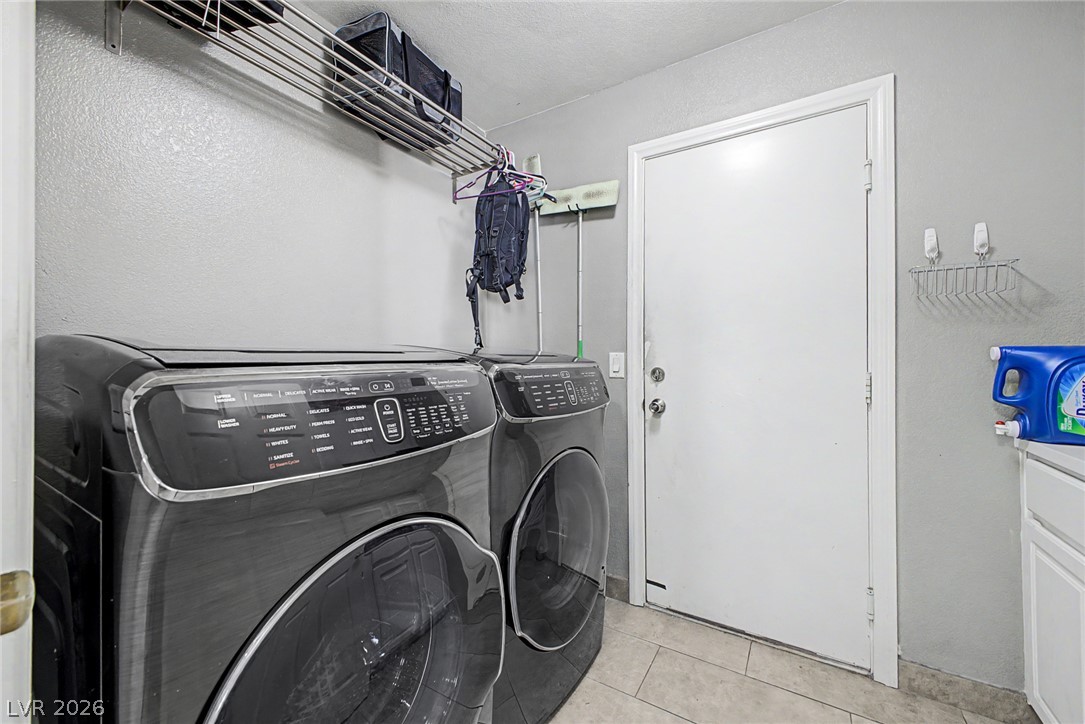 8633 Vivid Violet Avenue Property Photo 34