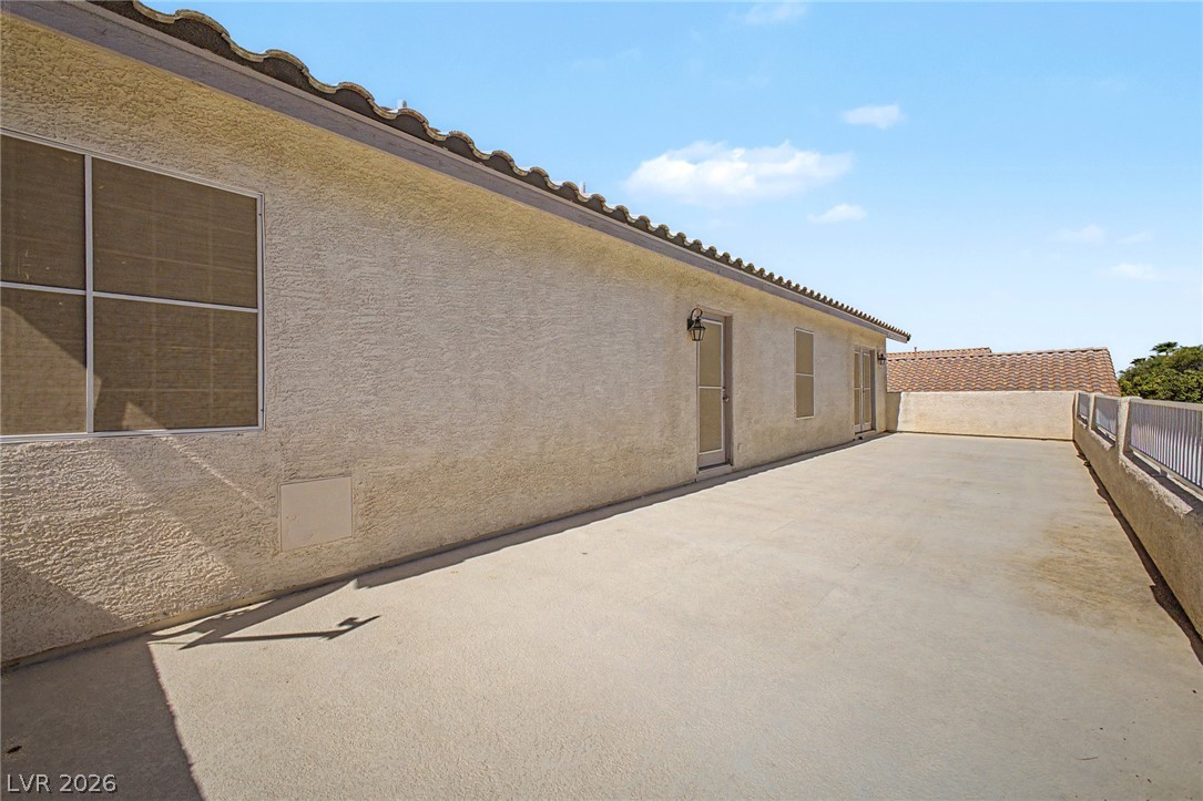 8633 Vivid Violet Avenue Property Photo 36