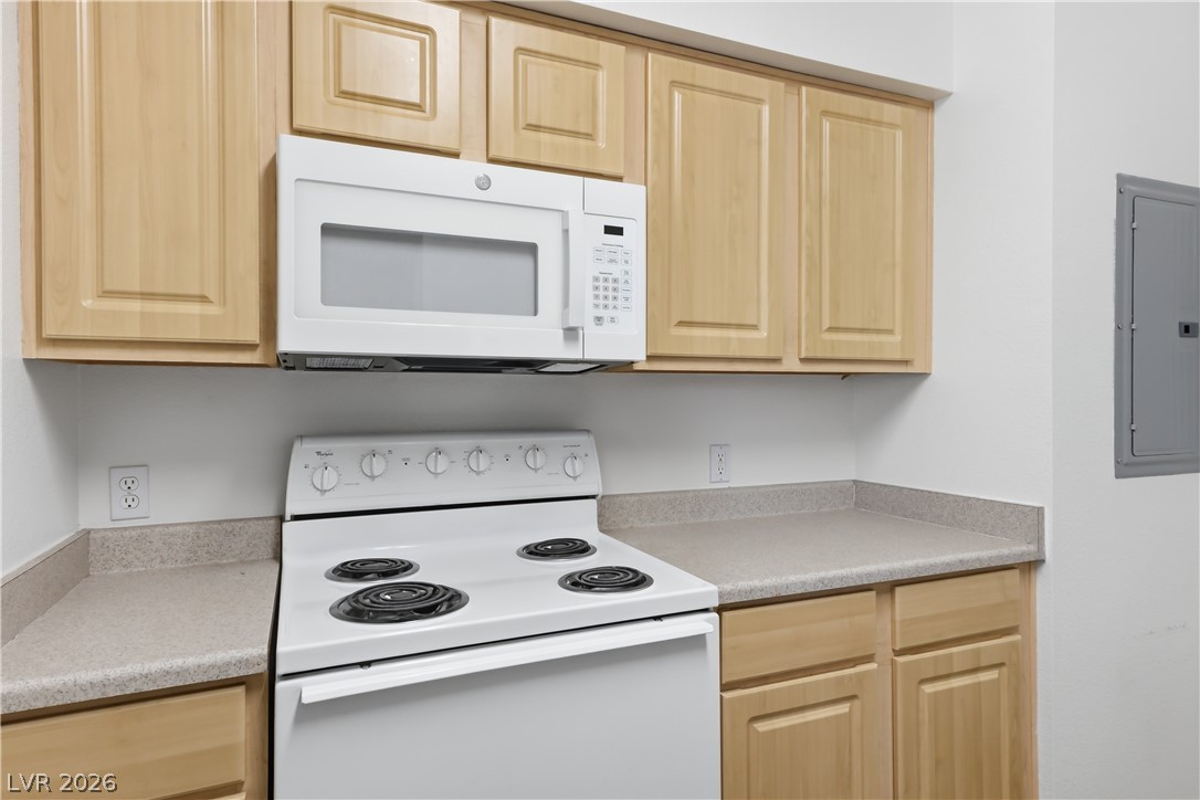 6955 North Durango Drive 2024 Property Photo 12
