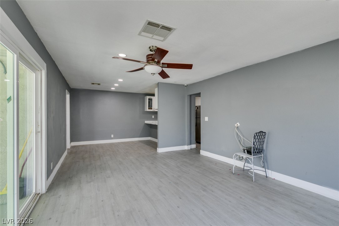 4562 Via San Rafael Property Photo 13