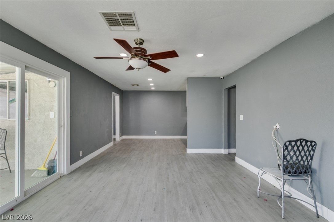 4562 Via San Rafael Property Photo 14