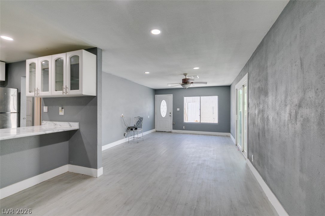 4562 Via San Rafael Property Photo 18
