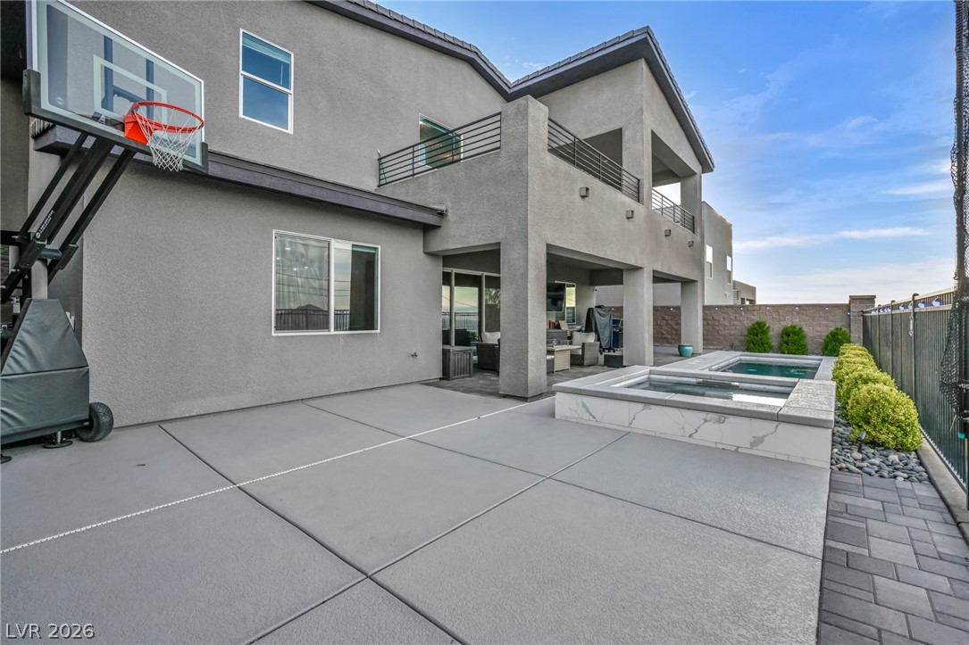 230 Shaded Canyon Drive Property Photo 31
