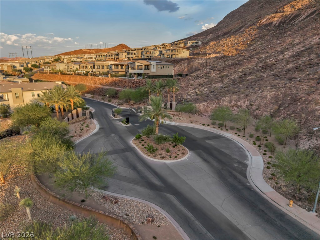230 Shaded Canyon Drive Property Photo 42