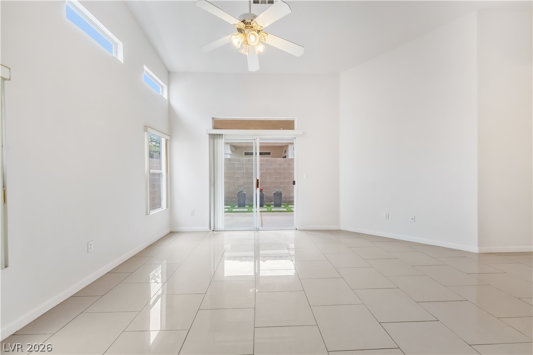 9791 Hickory Crest Court Property Photo 13