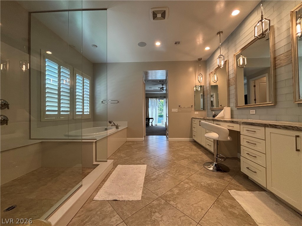 81 Navarra Canyon Court Property Photo 33