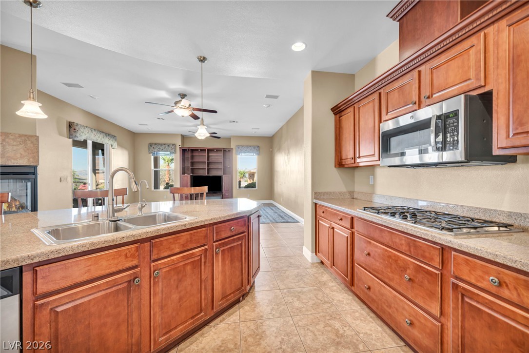 5960 Michelli Crest Way Property Photo 7