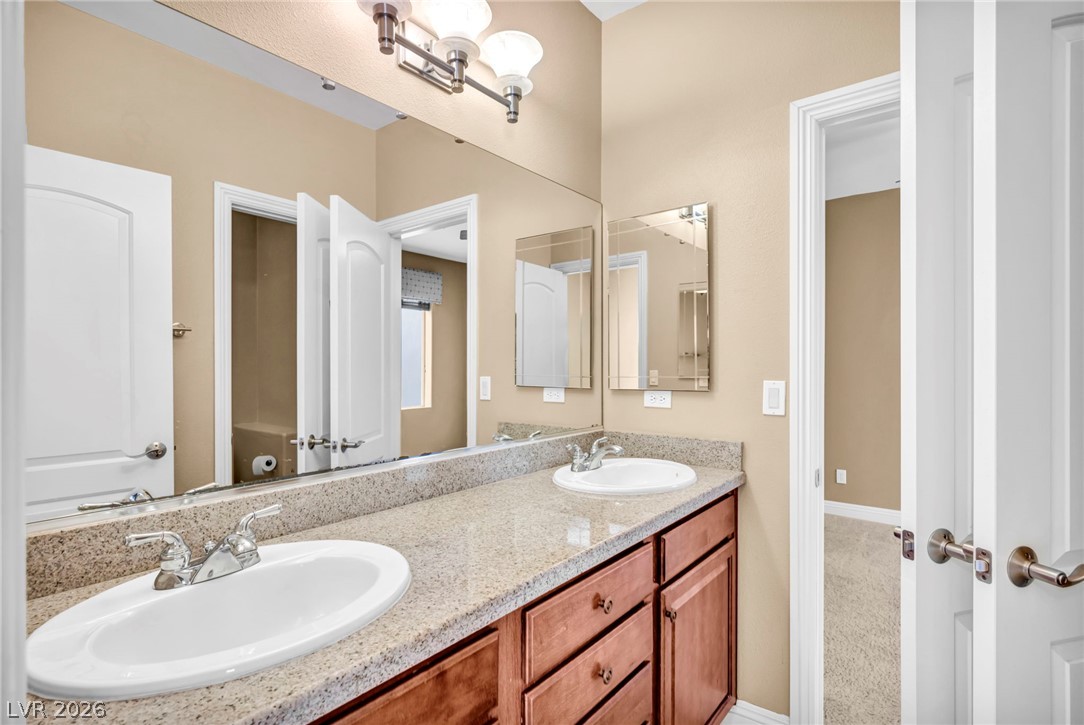 5960 Michelli Crest Way Property Photo 24