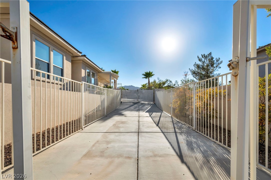 5960 Michelli Crest Way Property Photo 33