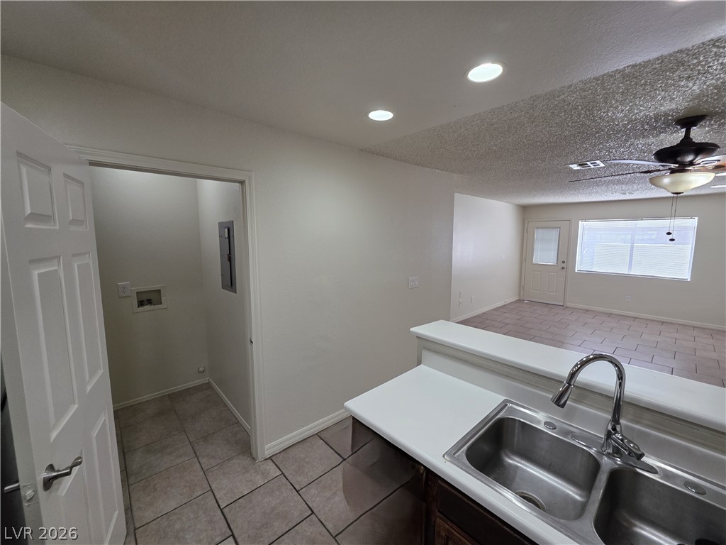 2121 Chertsey Drive D Property Photo 12