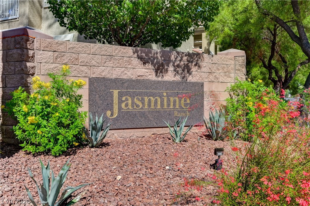 5855 Valley Drive 2028 Property Photo 1