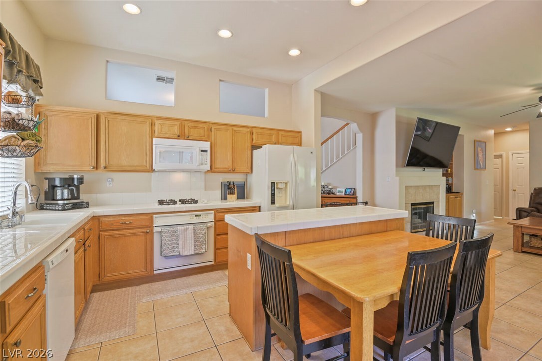 2356 Tilden Way Property Photo 13