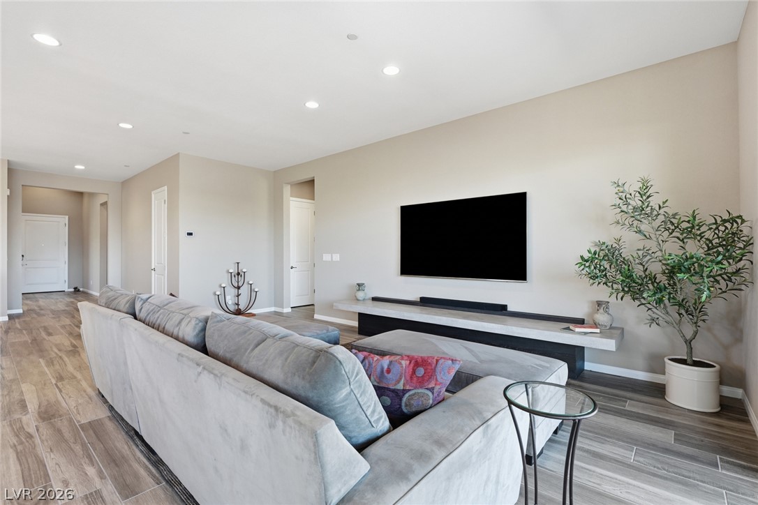 10202 Millholm Avenue Property Photo 10