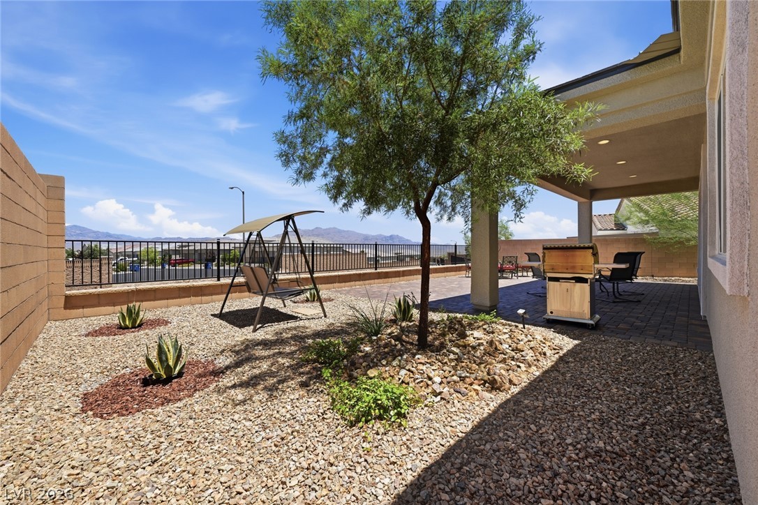 10202 Millholm Avenue Property Photo 27