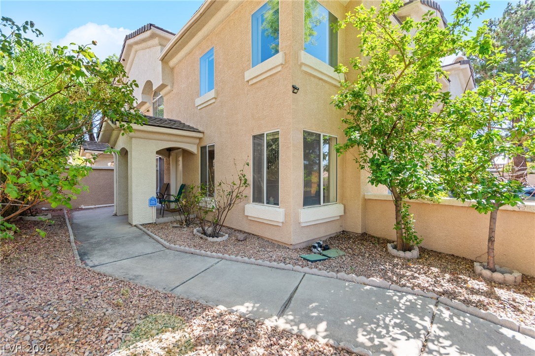 903 Twinkling Sky Avenue Property Photo 3