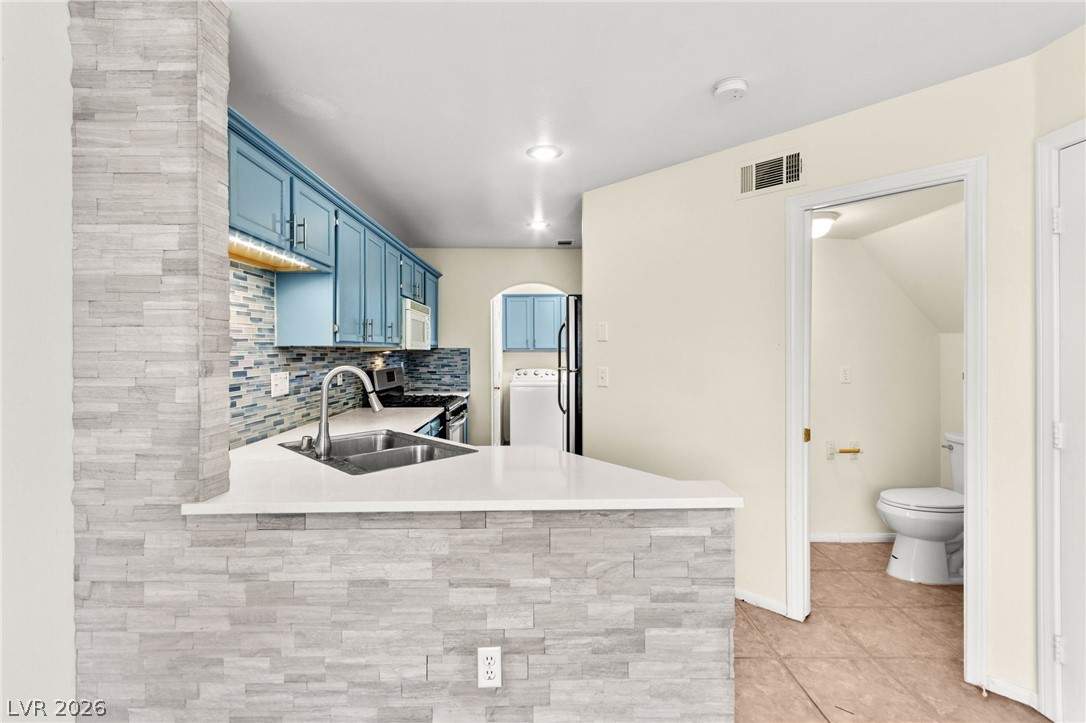 903 Twinkling Sky Avenue Property Photo 14