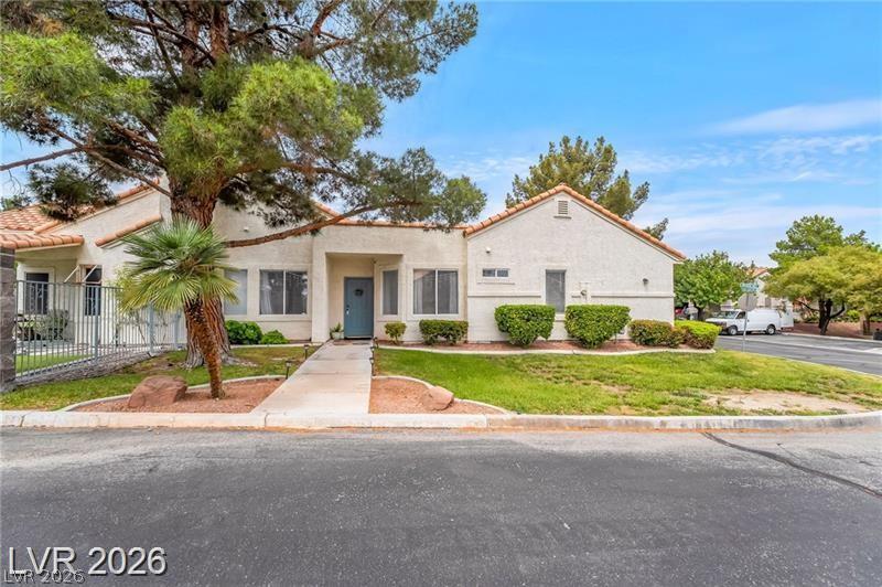 2251 Van Gogh Drive Property Photo 3