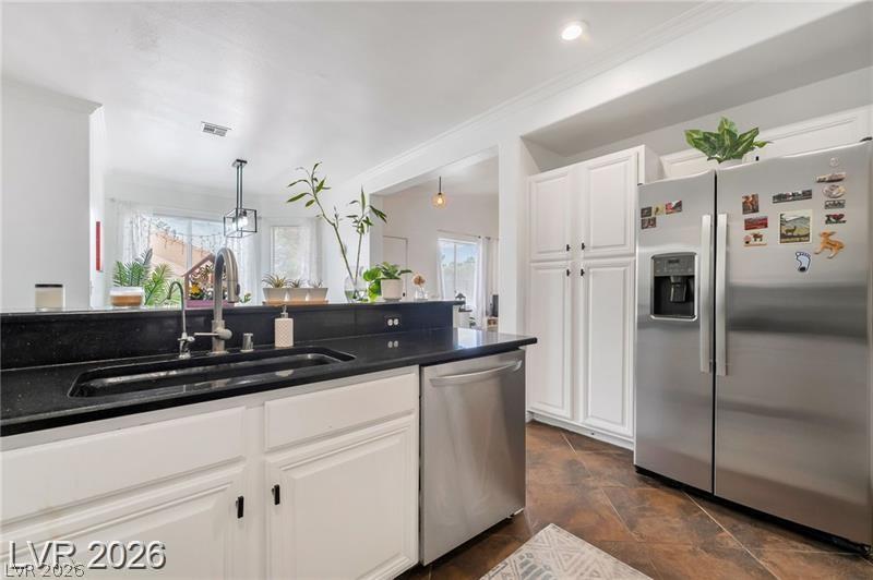 2251 Van Gogh Drive Property Photo 8