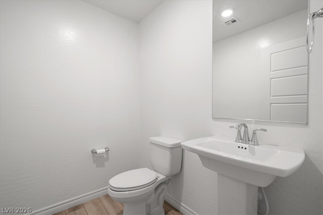 6152 Foxes Dale Street Property Photo 10