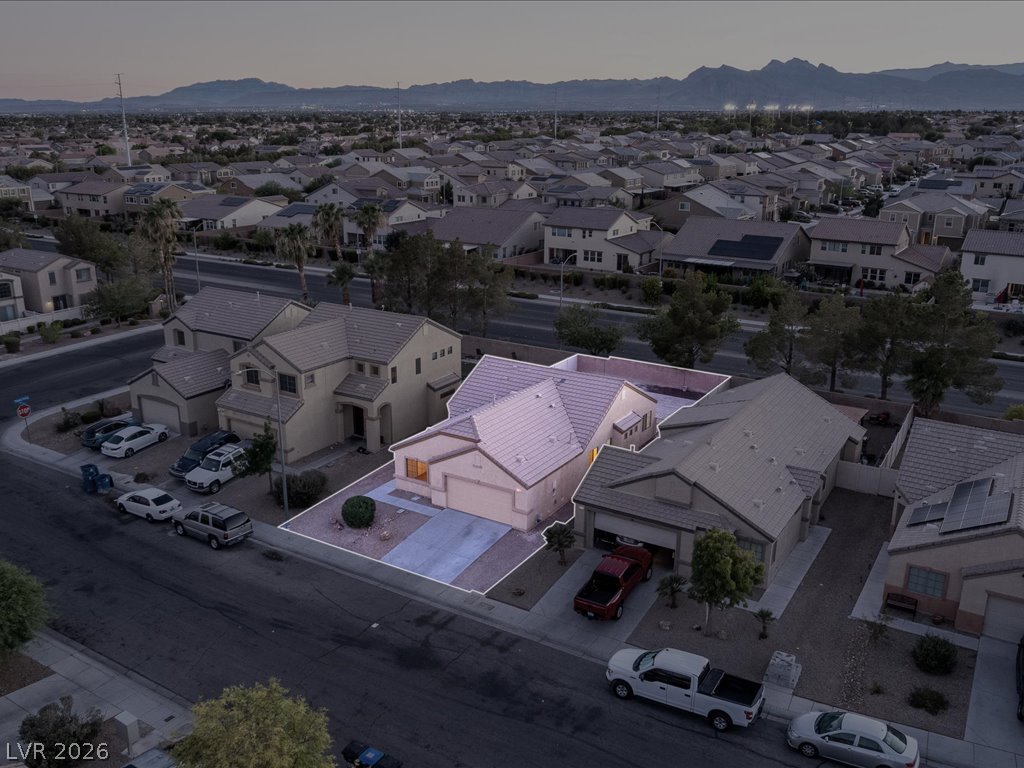 6515 Velvet Silk Street Property Photo 8