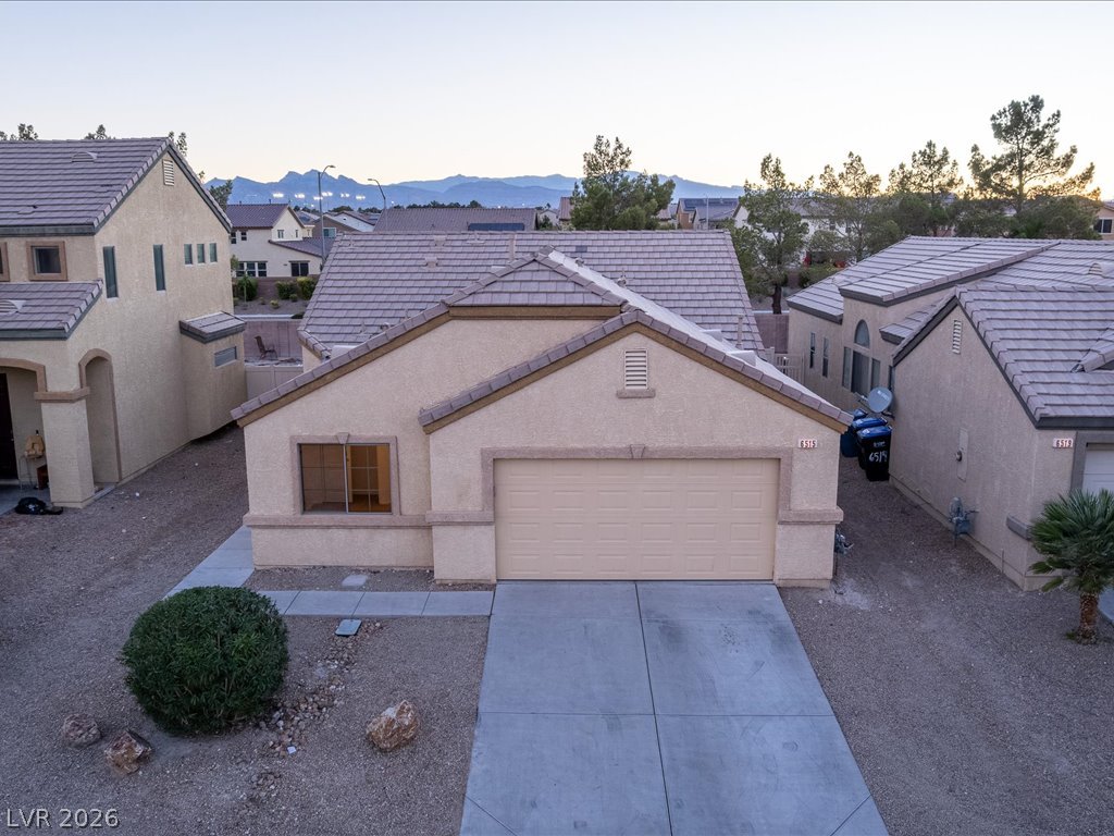 6515 Velvet Silk Street Property Photo 12
