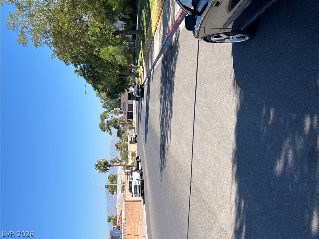 3116 South Pecos Road Property Photo 6