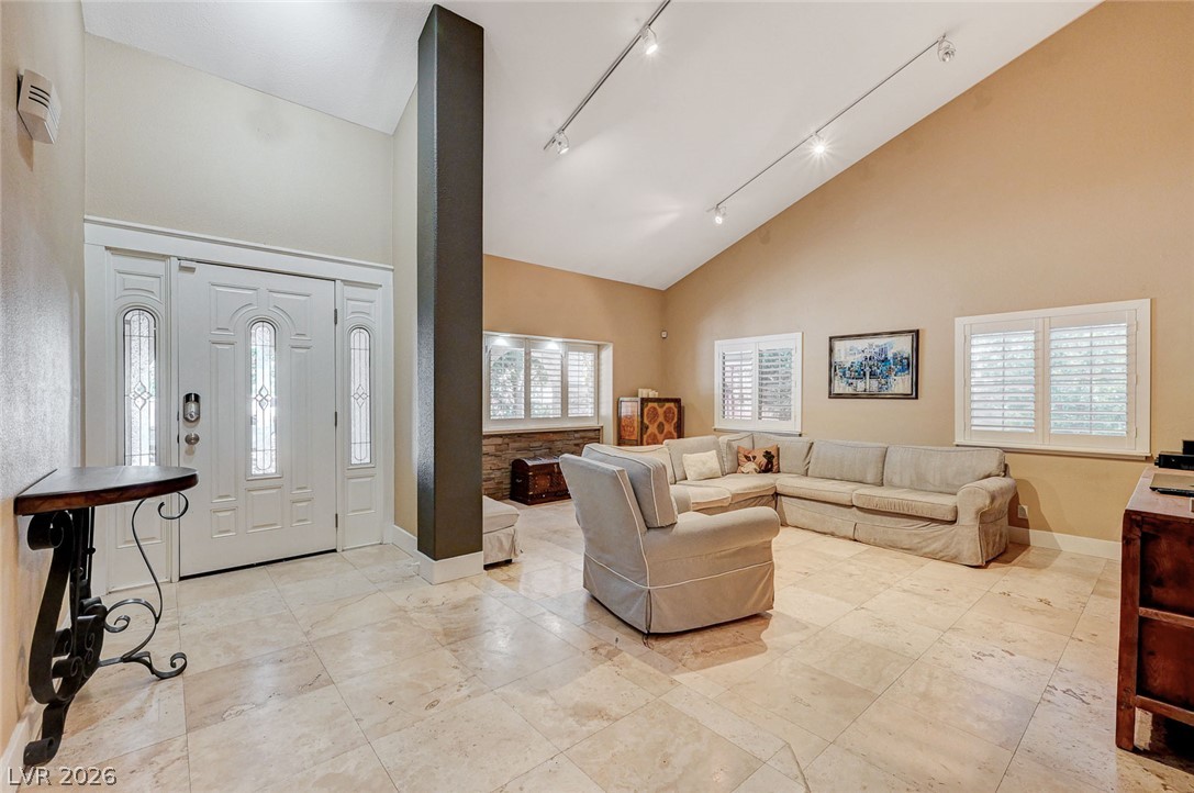 3880 Leisure Lane Property Photo 2