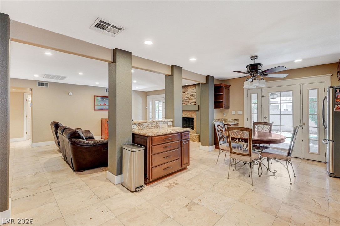 3880 Leisure Lane Property Photo 7
