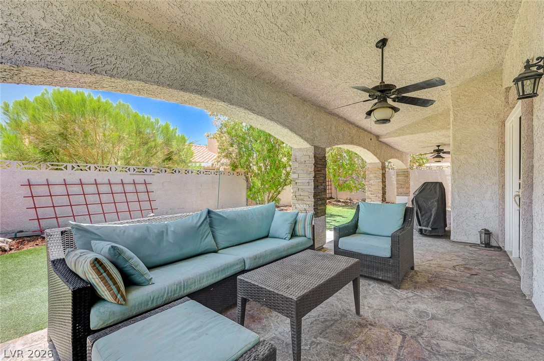 3880 Leisure Lane Property Photo 16