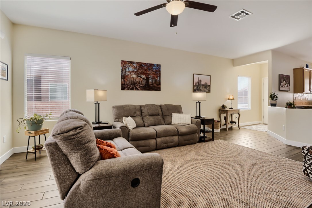 2412 Garganey Avenue Property Photo 6