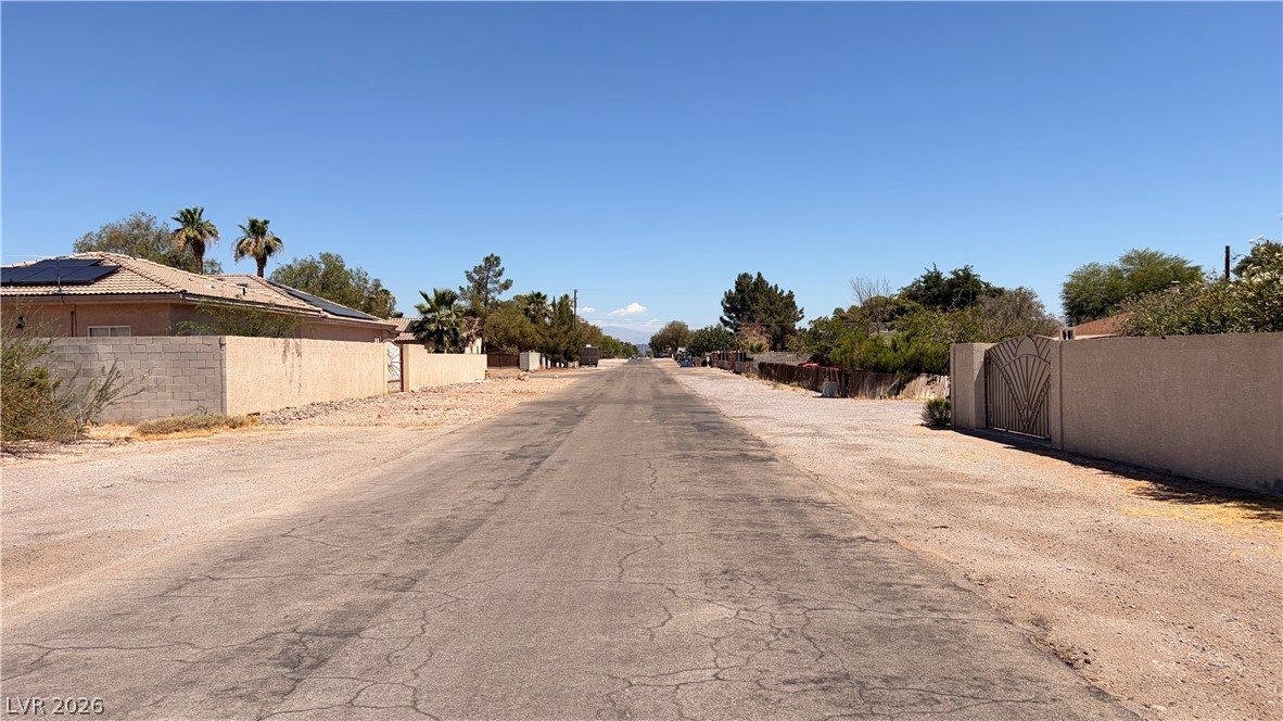 8811 Rancho Destino Road Property Photo 8