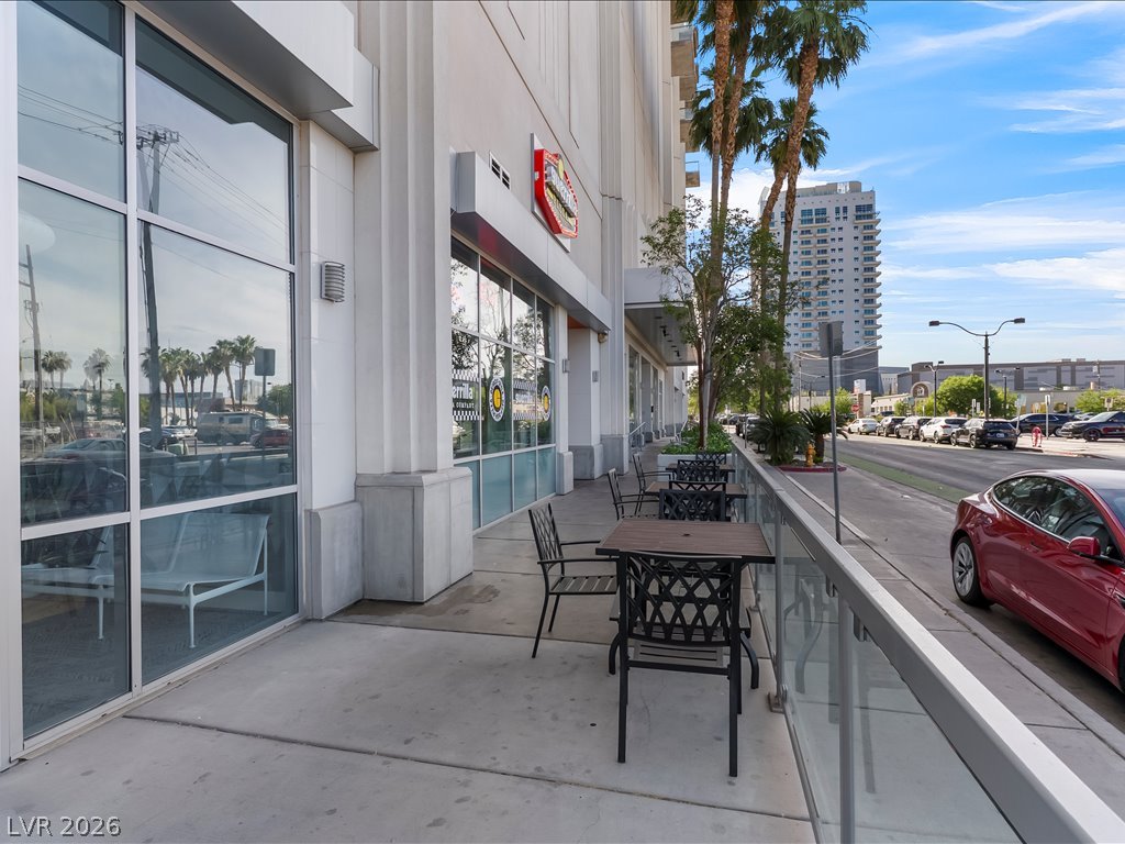 900 Las Vegas Boulevard 814 Property Photo 6