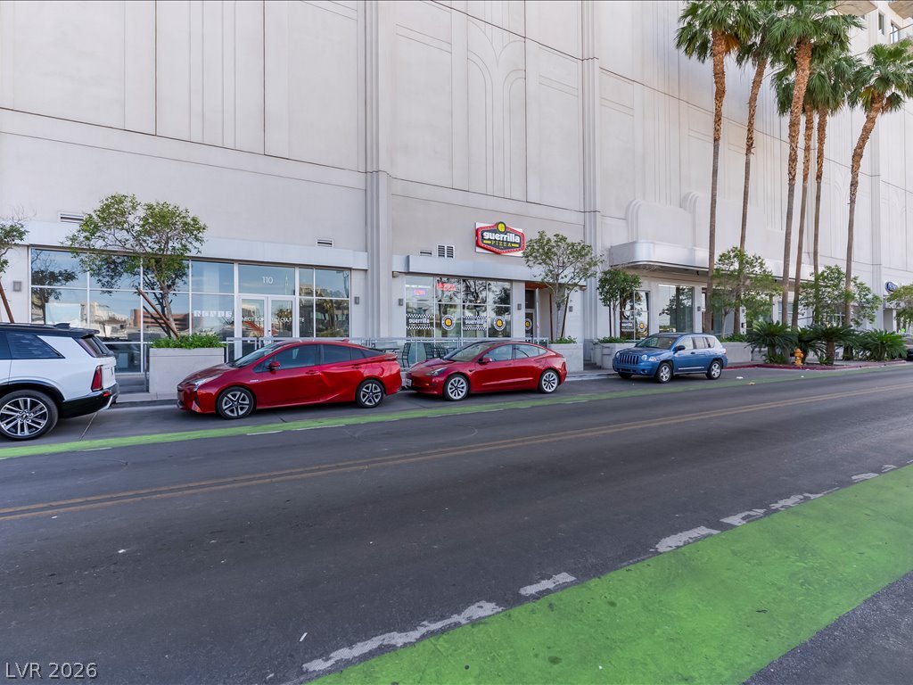 900 Las Vegas Boulevard 814 Property Photo 8