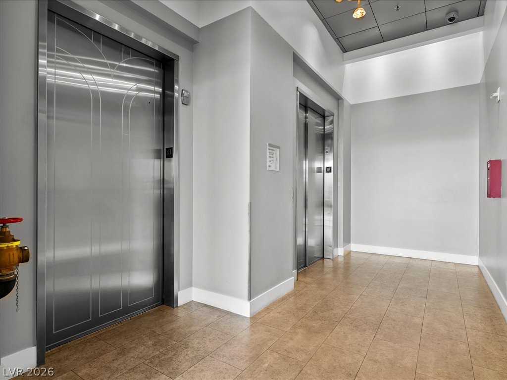 900 Las Vegas Boulevard 814 Property Photo 13