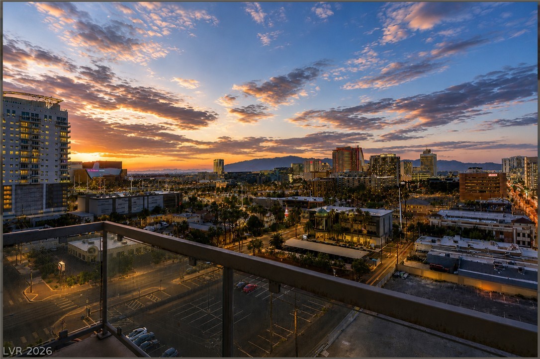 900 Las Vegas Boulevard 814 Property Photo 39