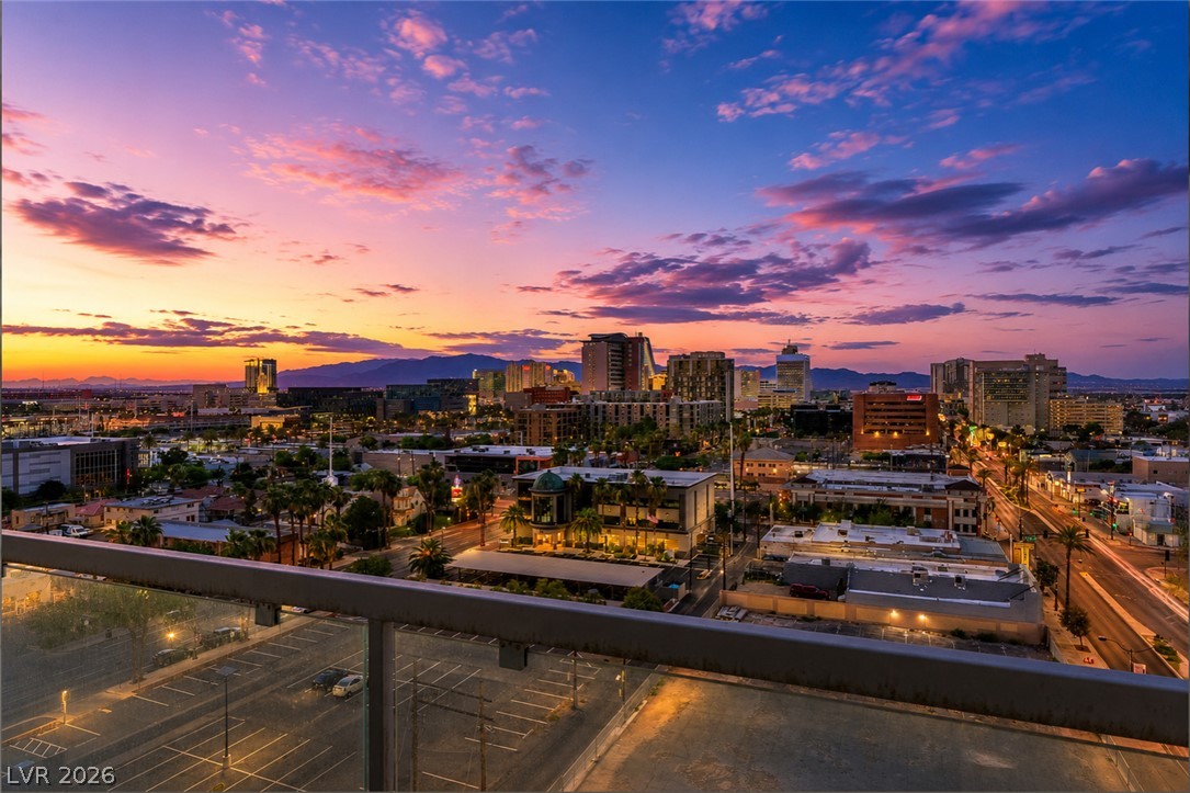 900 Las Vegas Boulevard 814 Property Photo 40